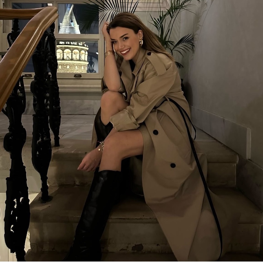 TREND ZARA NWT TRENDING BELT COAT 
🚨 FIRM PRICE NO DISCOUNT ON THIS COAT - Picture 5 of 16